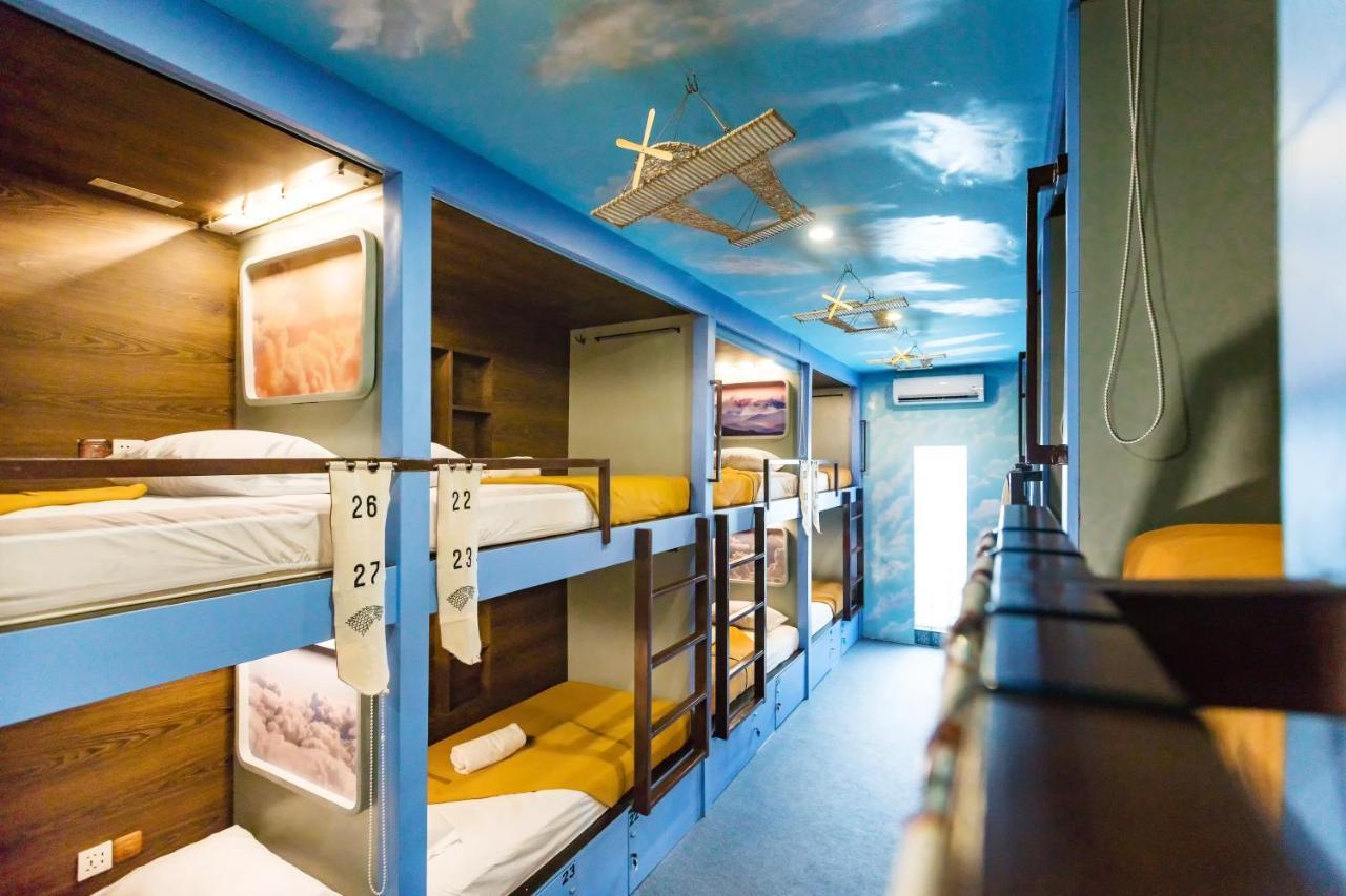 D'Gobers Hostel Seminyak By Gumilang Hospitality Екстериор снимка