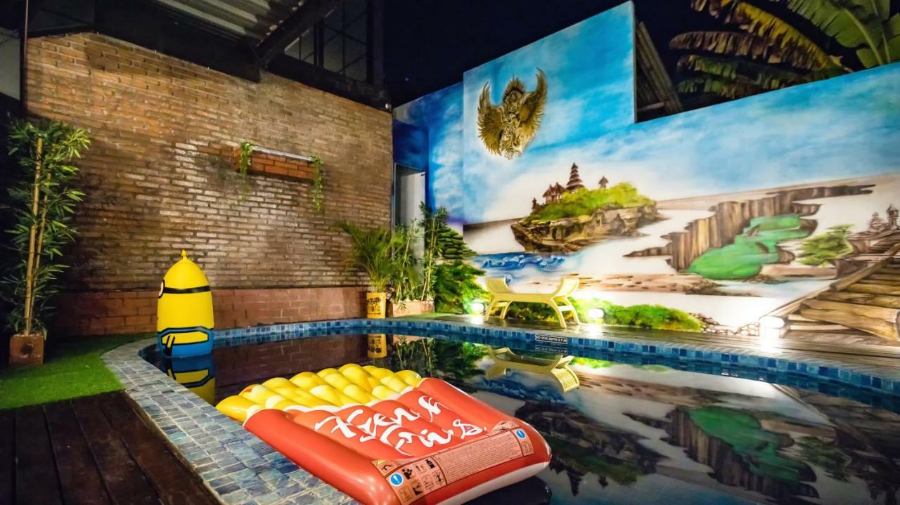 D'Gobers Hostel Seminyak By Gumilang Hospitality Екстериор снимка