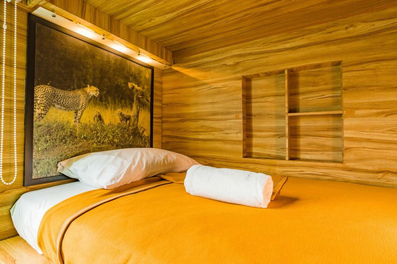 D'Gobers Hostel Seminyak By Gumilang Hospitality Екстериор снимка