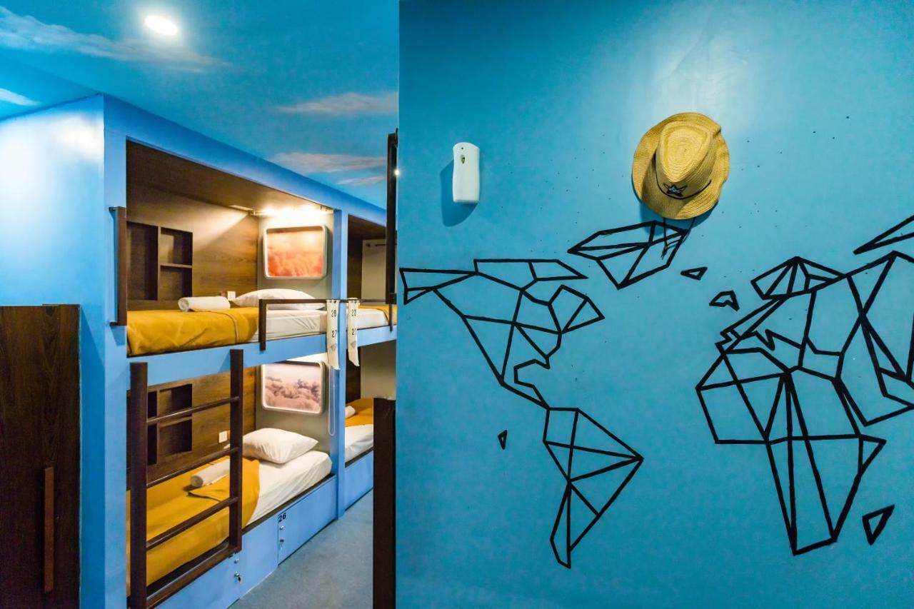 D'Gobers Hostel Seminyak By Gumilang Hospitality Екстериор снимка